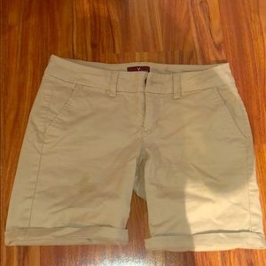 American Eagle Bermudas